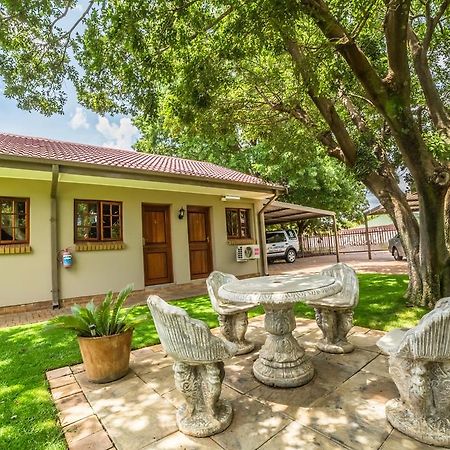 Beryl1 Guest House Klerksdorp Luaran gambar